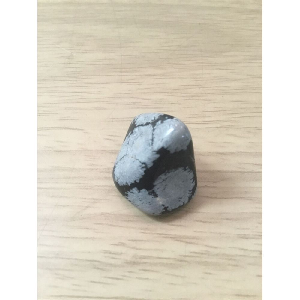 Lot Of‎ Shiny Rocks - Picture 7 of 16